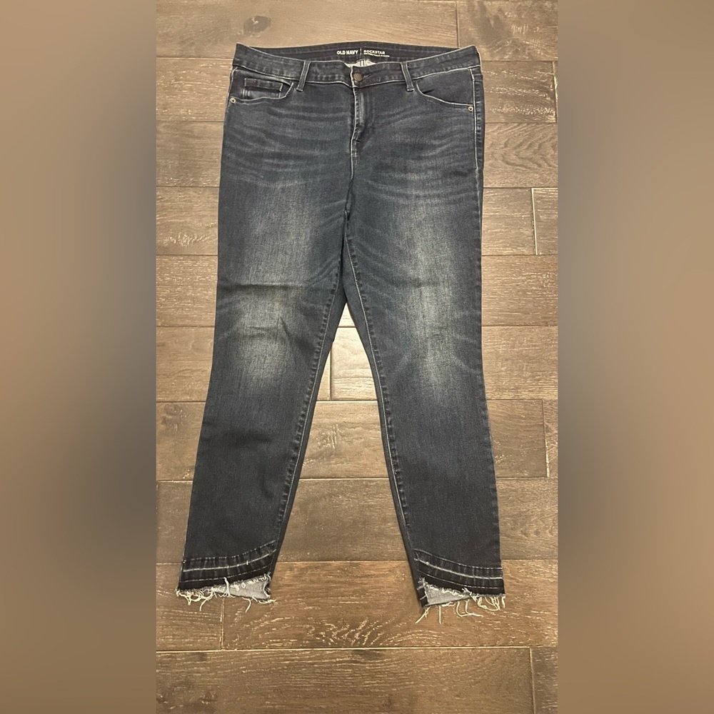 Old Navy Women's Dark Blue Ankle Jeans